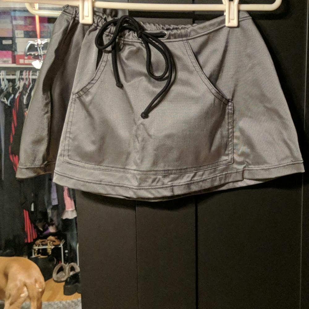 Vintage Y2K Silver Kangaroo Pocket Drawstring Mini
